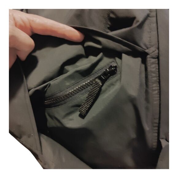 Banana Republic Men’s Jacket Black/Slate Gray Gore-Tex Size XS - Picture 5 of 13